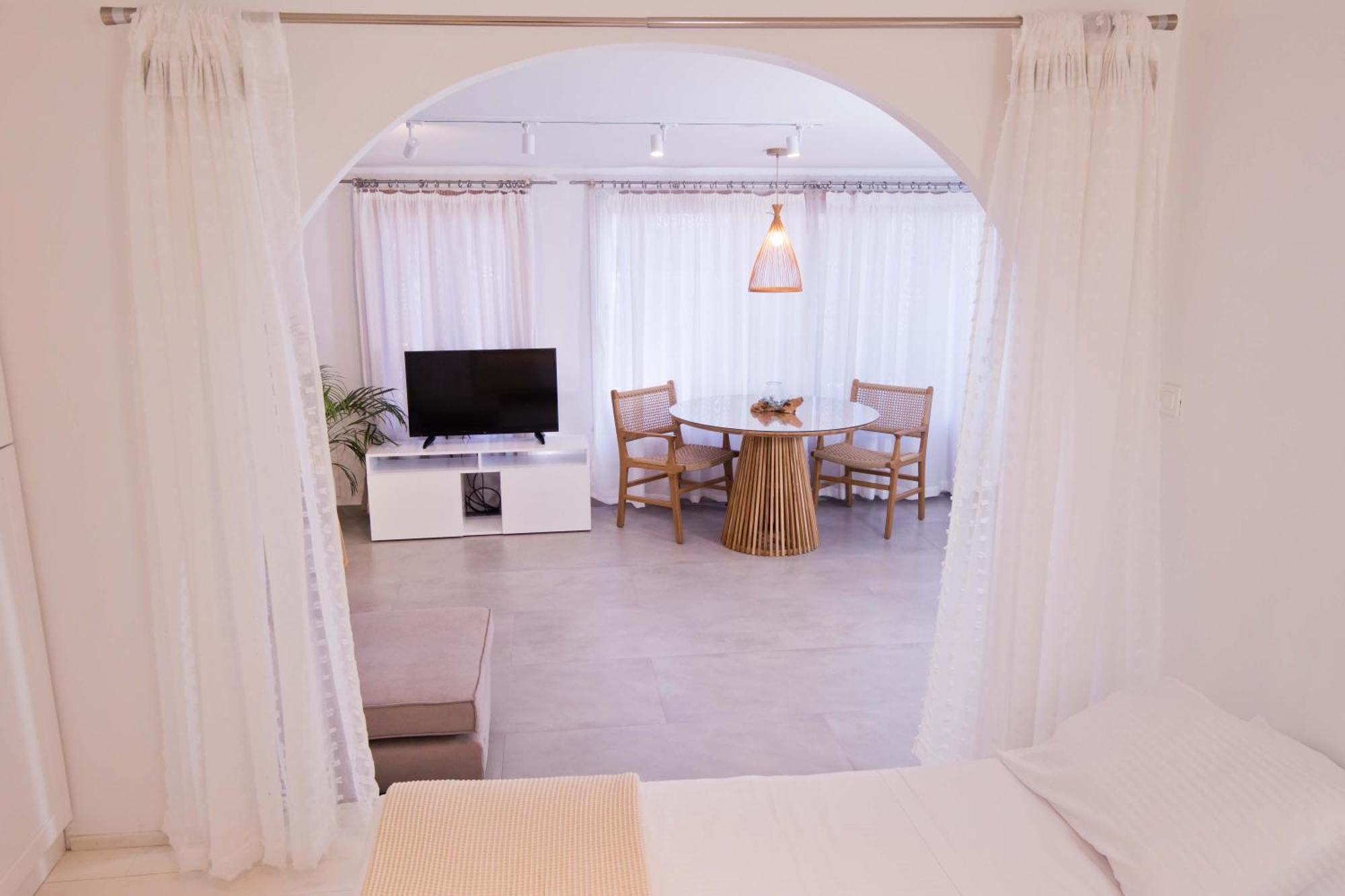 Foteini Residence Kalymnos Town Bagian luar foto