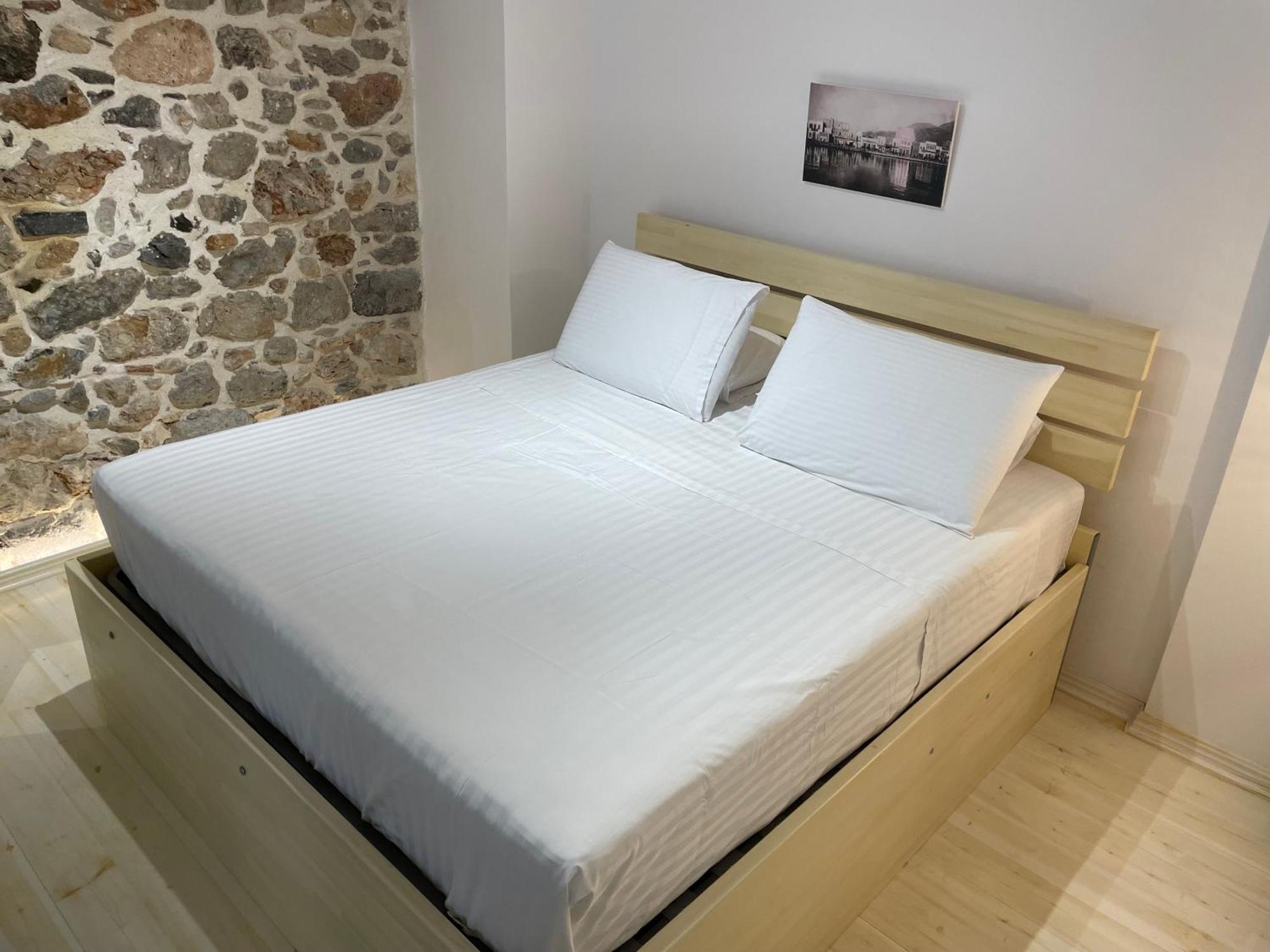 Foteini Residence Kalymnos Town Bagian luar foto